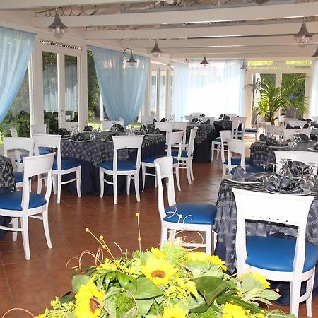 Costa Azzurra Hotel Pulsano Kültér fotó