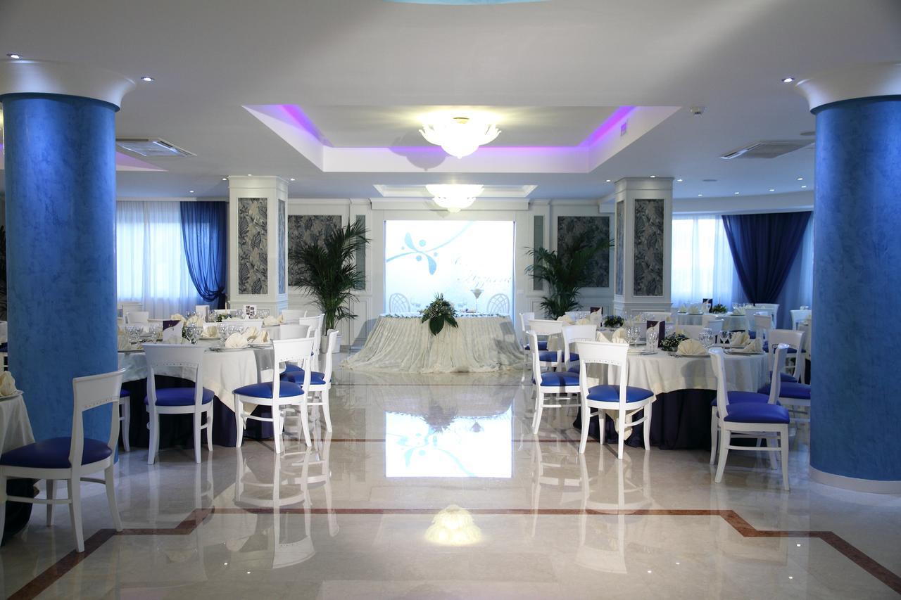Costa Azzurra Hotel Pulsano Kültér fotó